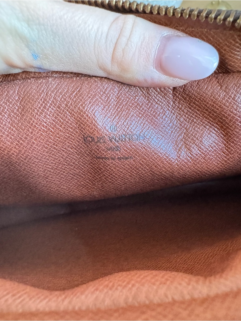 ✅AUTHENTIC✅LOUIS VUITTON SAINT GERMAIN 27 CROASBODY BAG - Picture 11 of 15
